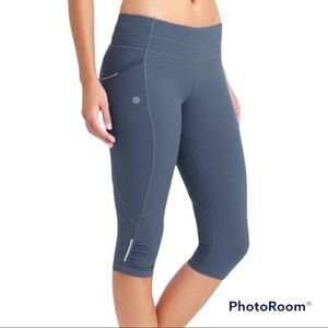 Athleta Dobby Be Free Knicker Capri Pants